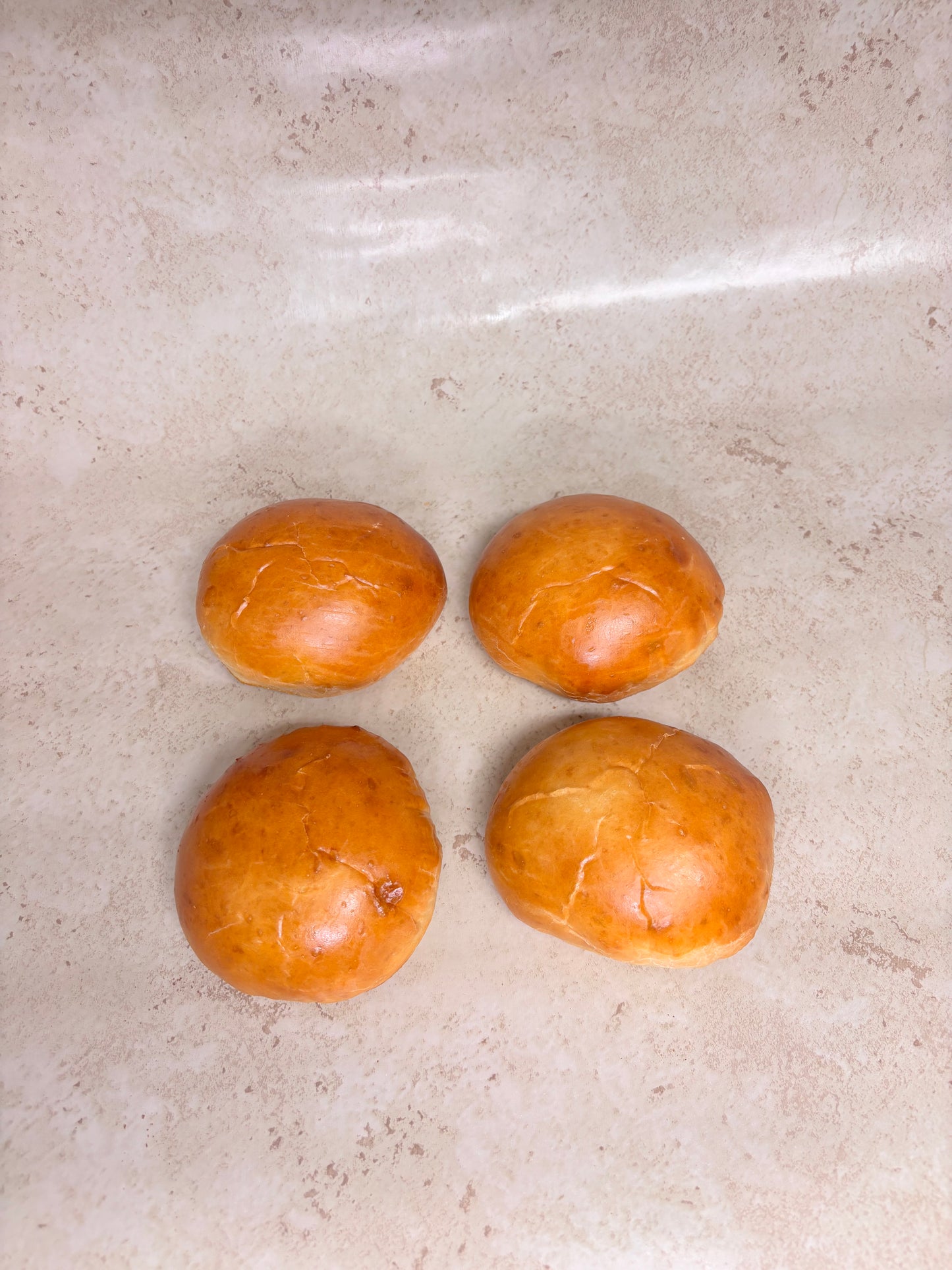 4 hamburger buns